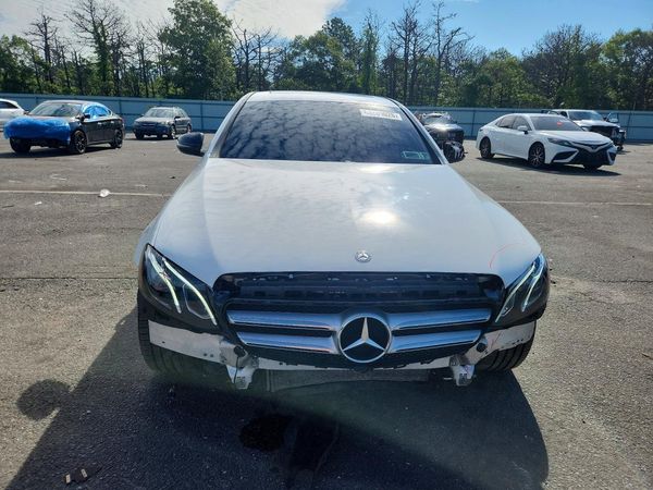 2017 MERCEDES-BENZ E E300-4M