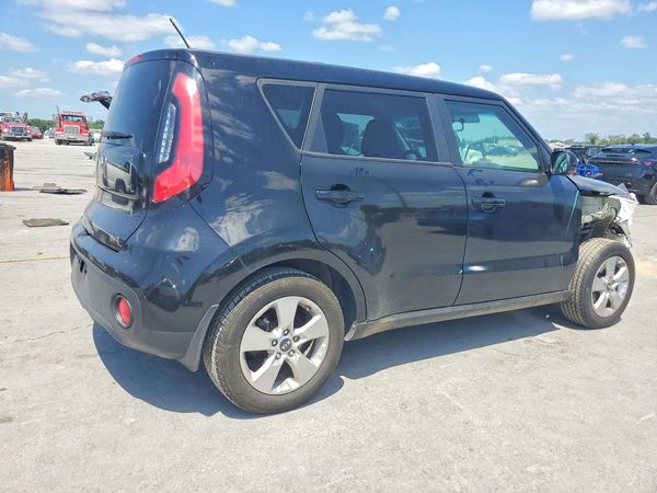 2017 KIA SOUL Base