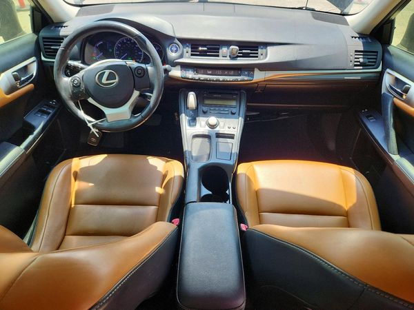 2014 LEXUS CT 200h
