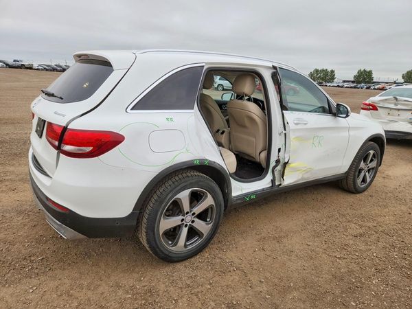 2017 MERCEDES-BENZ GLC GLC300 Base-4M