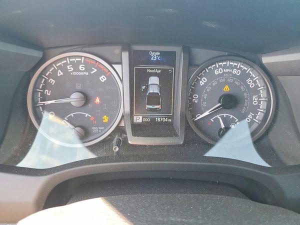 2021 TOYOTA TACOMA SR5