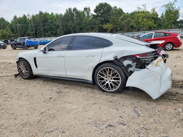 2018 PORSCHE PANAMERA Base / 4