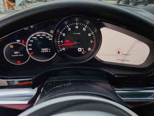 2018 PORSCHE PANAMERA Base / 4