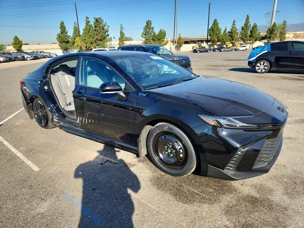 2026 TOYOTA CAMRY