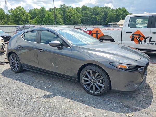 2020 MAZDA 3