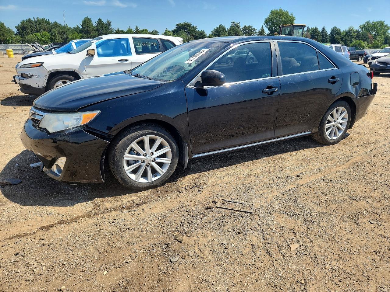2013 TOYOTA CAMRY