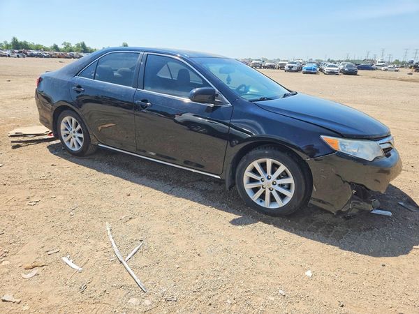 2013 TOYOTA CAMRY