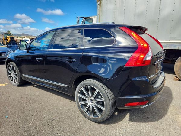 2016 VOLVO XC60