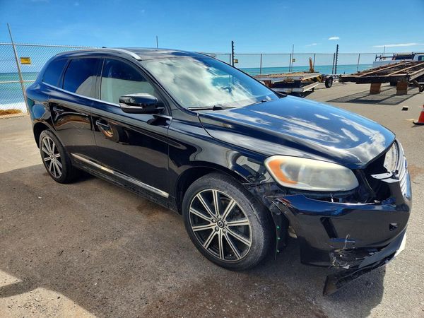 2016 VOLVO XC60