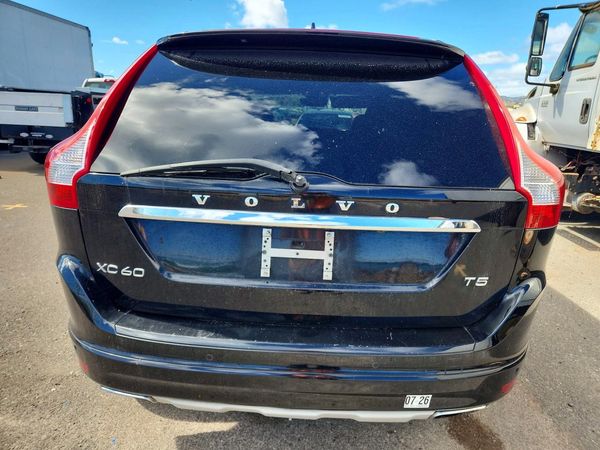 2016 VOLVO XC60