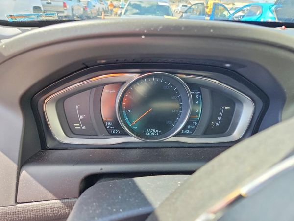 2016 VOLVO XC60