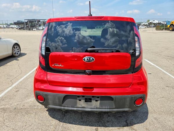 2019 KIA SOUL Base