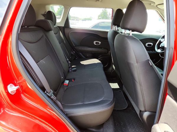 2019 KIA SOUL Base