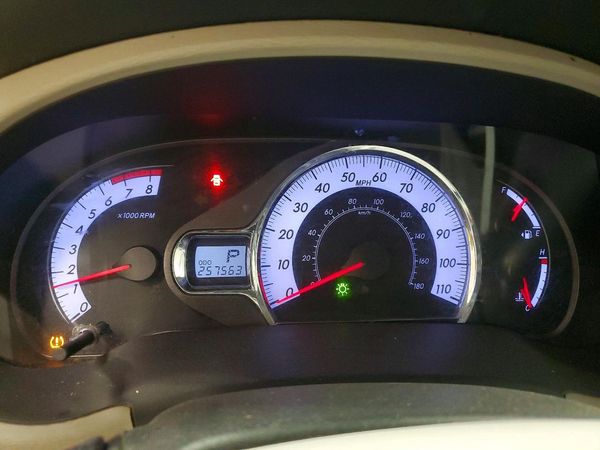 2012 TOYOTA SIENNA