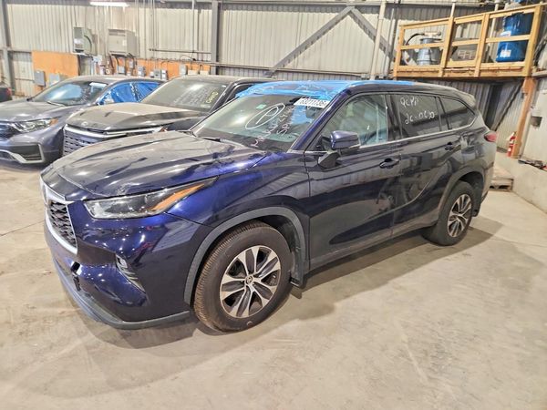 2021 TOYOTA HIGHLANDER
