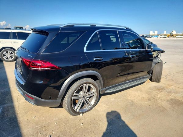 2022 MERCEDES-BENZ GLE