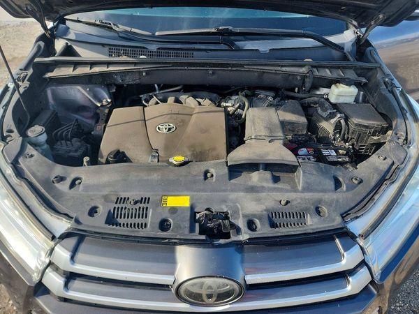 2017 TOYOTA HIGHLANDER LE/LE Plus