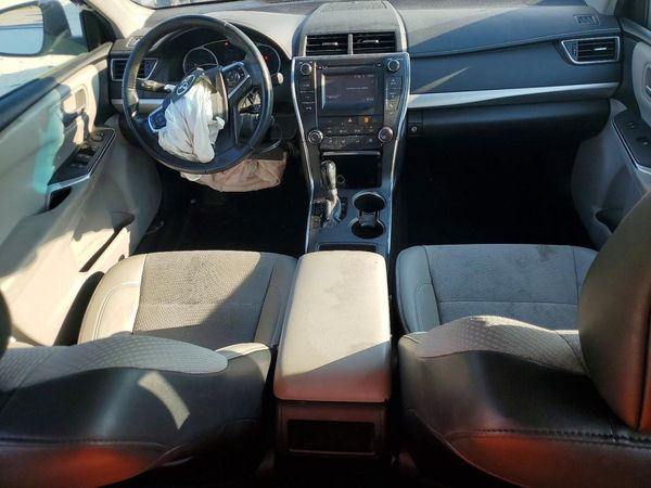 2016 TOYOTA CAMRY