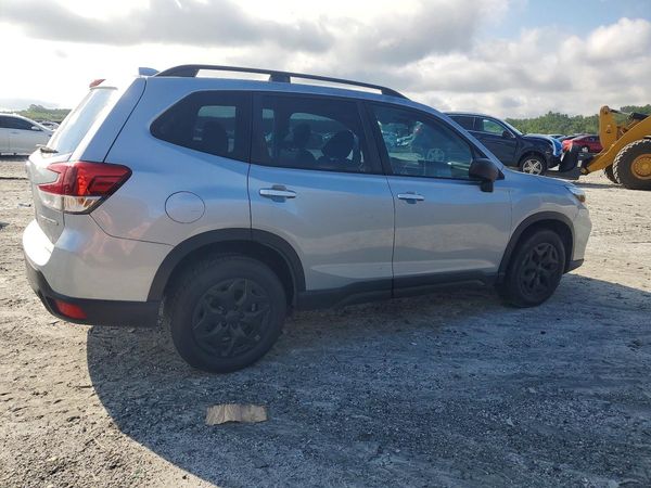 2021 SUBARU FORESTER Base