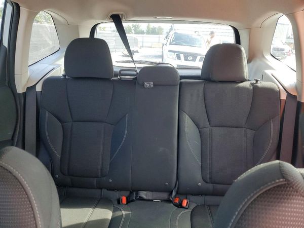 2021 SUBARU FORESTER Base