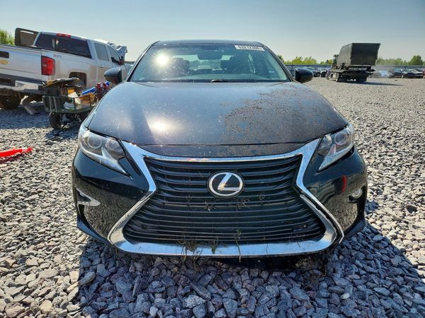 2016 LEXUS ES