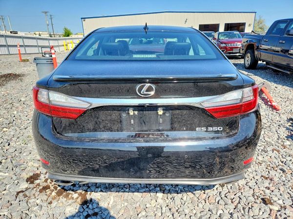 2016 LEXUS ES
