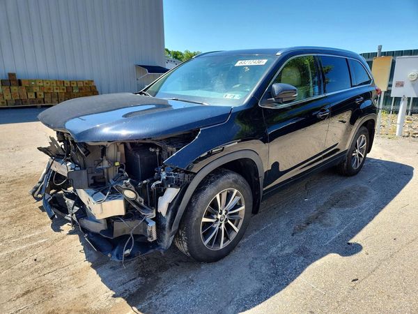 2018 TOYOTA HIGHLANDER SE/XLE