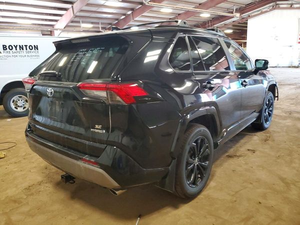 2022 TOYOTA RAV4