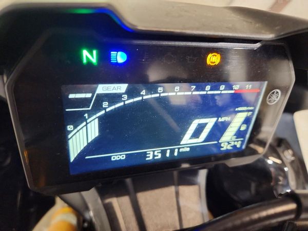 2025 YAMAHA YZFR7