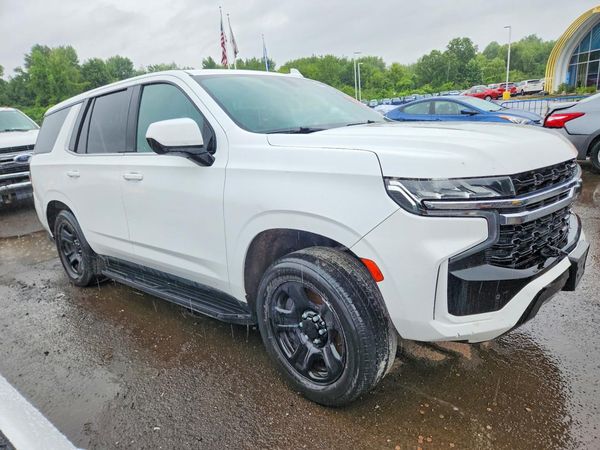 2022 CHEVROLET TAHOE FL — Passenger 3/4