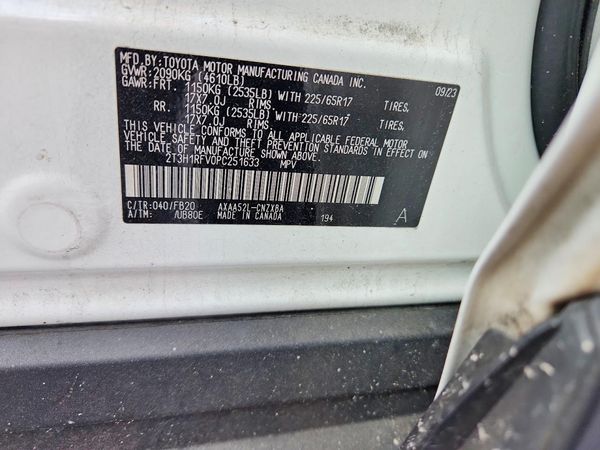 2023 TOYOTA RAV4 LE