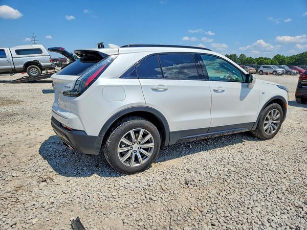 2022 CADILLAC XT4 Sport