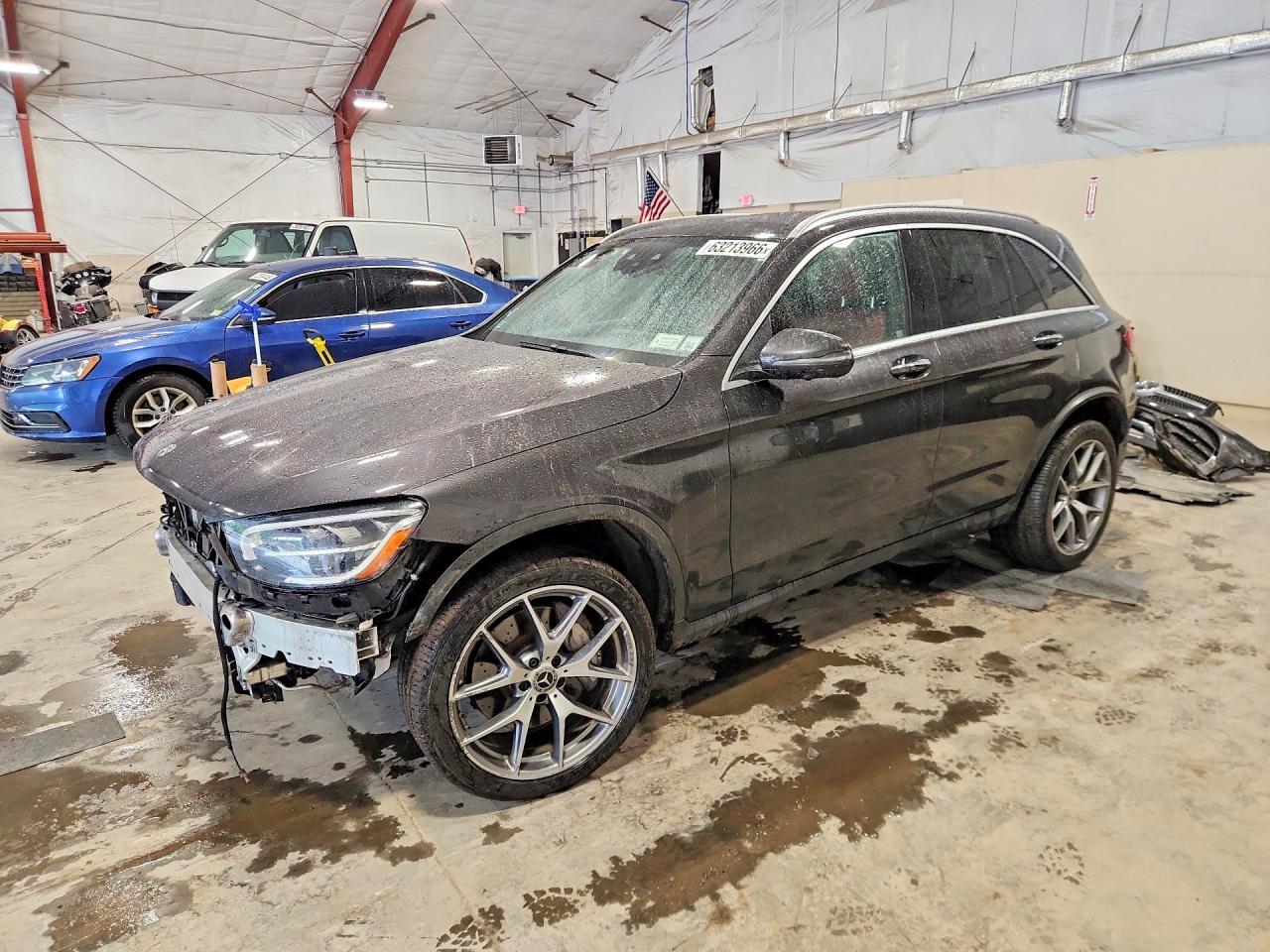 2020 MERCEDES-BENZ GLC