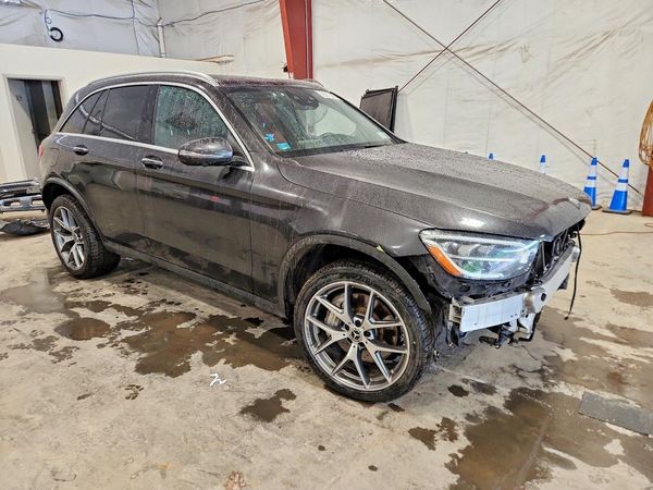 2020 MERCEDES-BENZ GLC