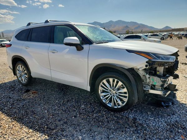 2023 TOYOTA HIGHLANDER