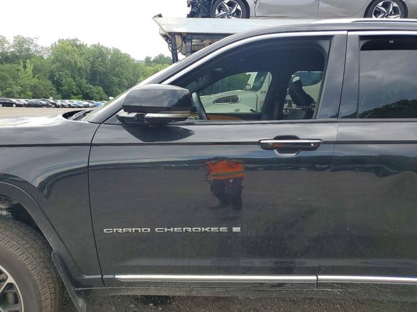2022 JEEP GRAND CHEROKEE SUMMIT 4X4