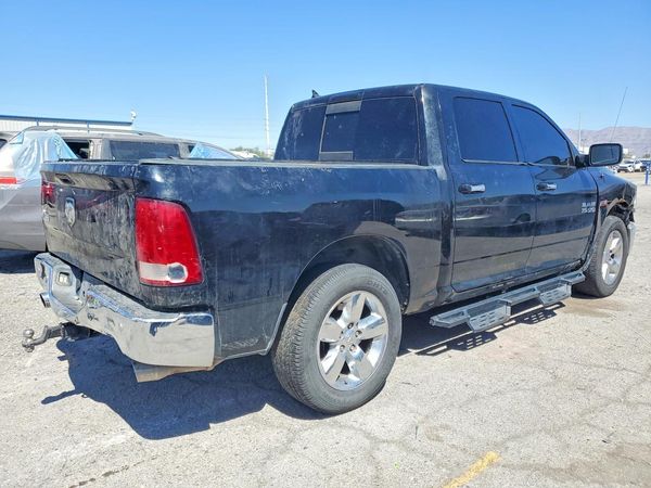 2014 RAM 1500 SLT