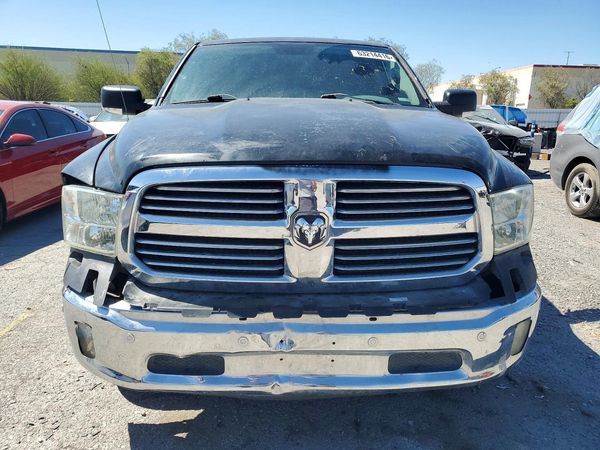 2014 RAM 1500 SLT