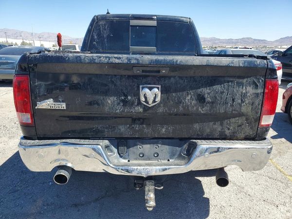 2014 RAM 1500 SLT