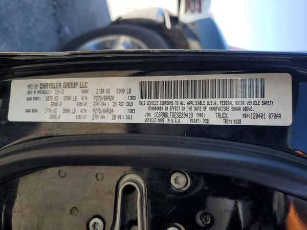 2014 RAM 1500 SLT