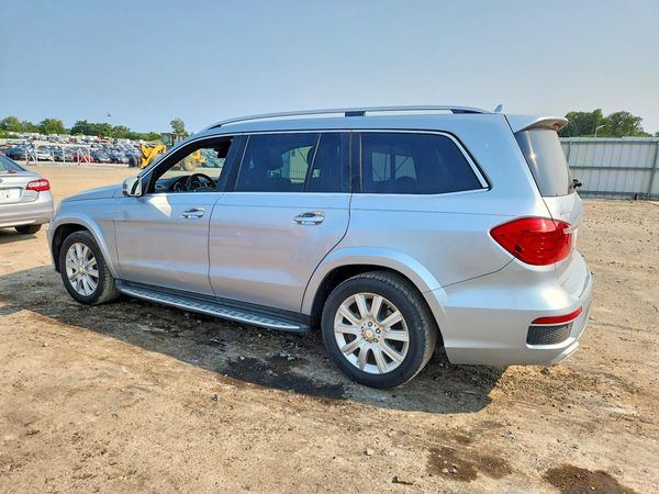 2014 MERCEDES-BENZ GL GL 550 4MATIC