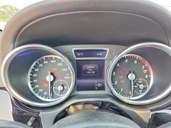 2014 MERCEDES-BENZ GL GL 550 4MATIC