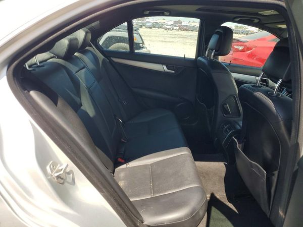 2013 MERCEDES-BENZ C C250