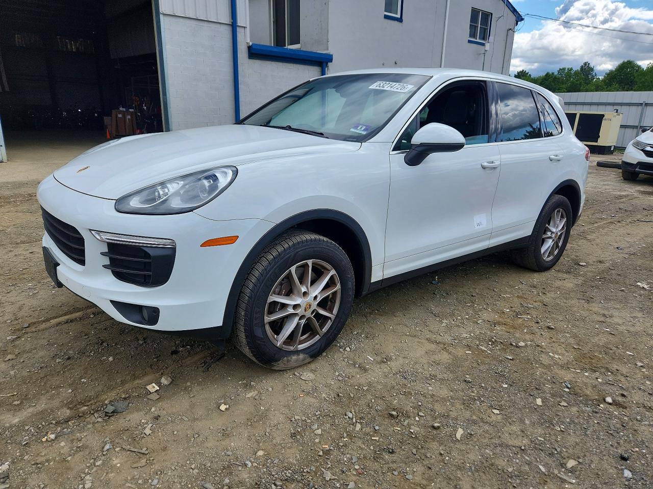 2016 PORSCHE CAYENNE