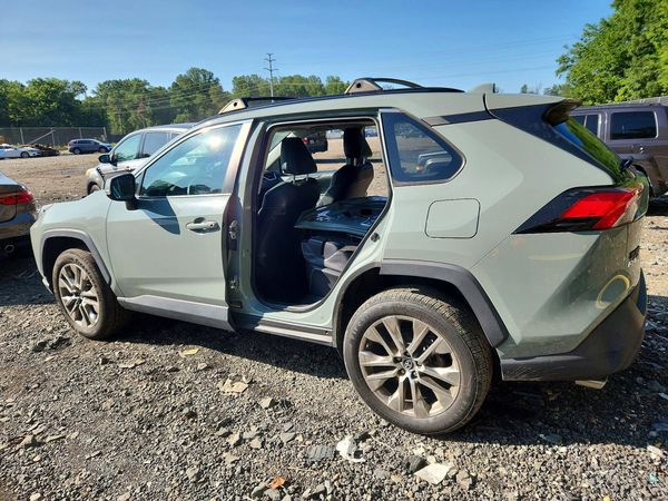2019 TOYOTA RAV4 XLE Premium
