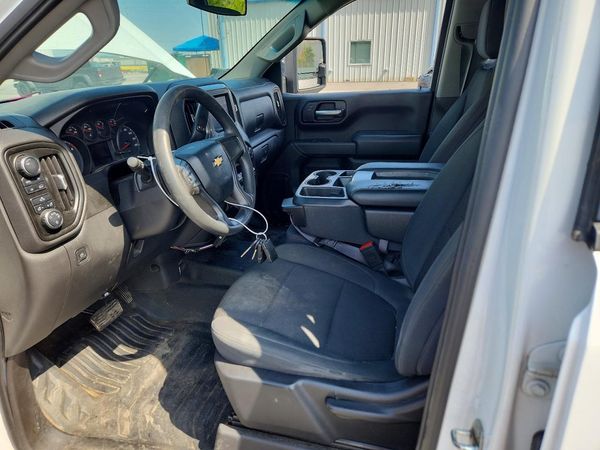 2021 CHEVROLET SILVERADO Work Truck — DENT