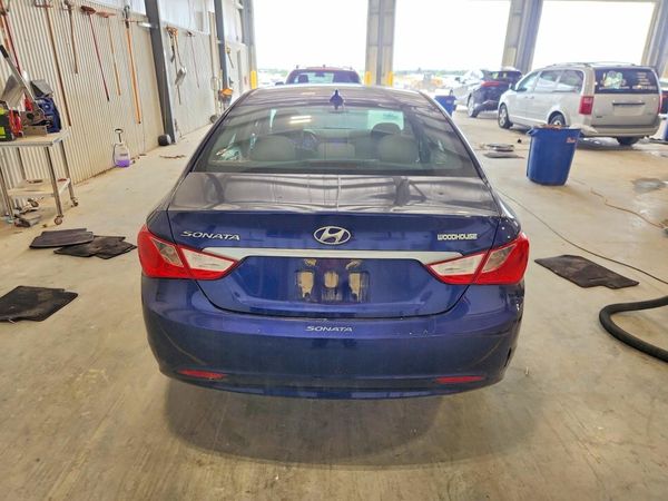 2012 HYUNDAI SONATA Middle-low level
