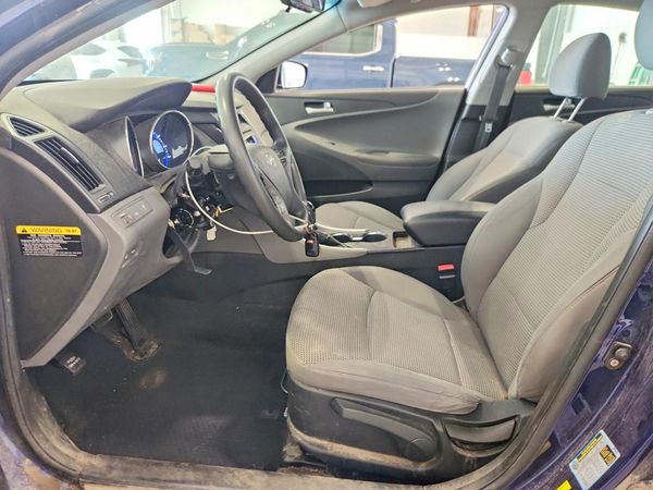2012 HYUNDAI SONATA Middle-low level