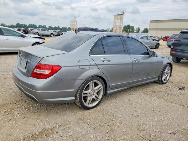 2013 MERCEDES-BENZ C C250