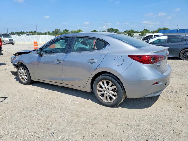 2016 MAZDA 3 SE